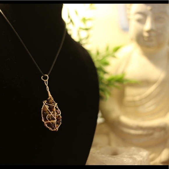 Mookaite Jasper Natural Stone Handmade Pendant - Picture 2 of 3